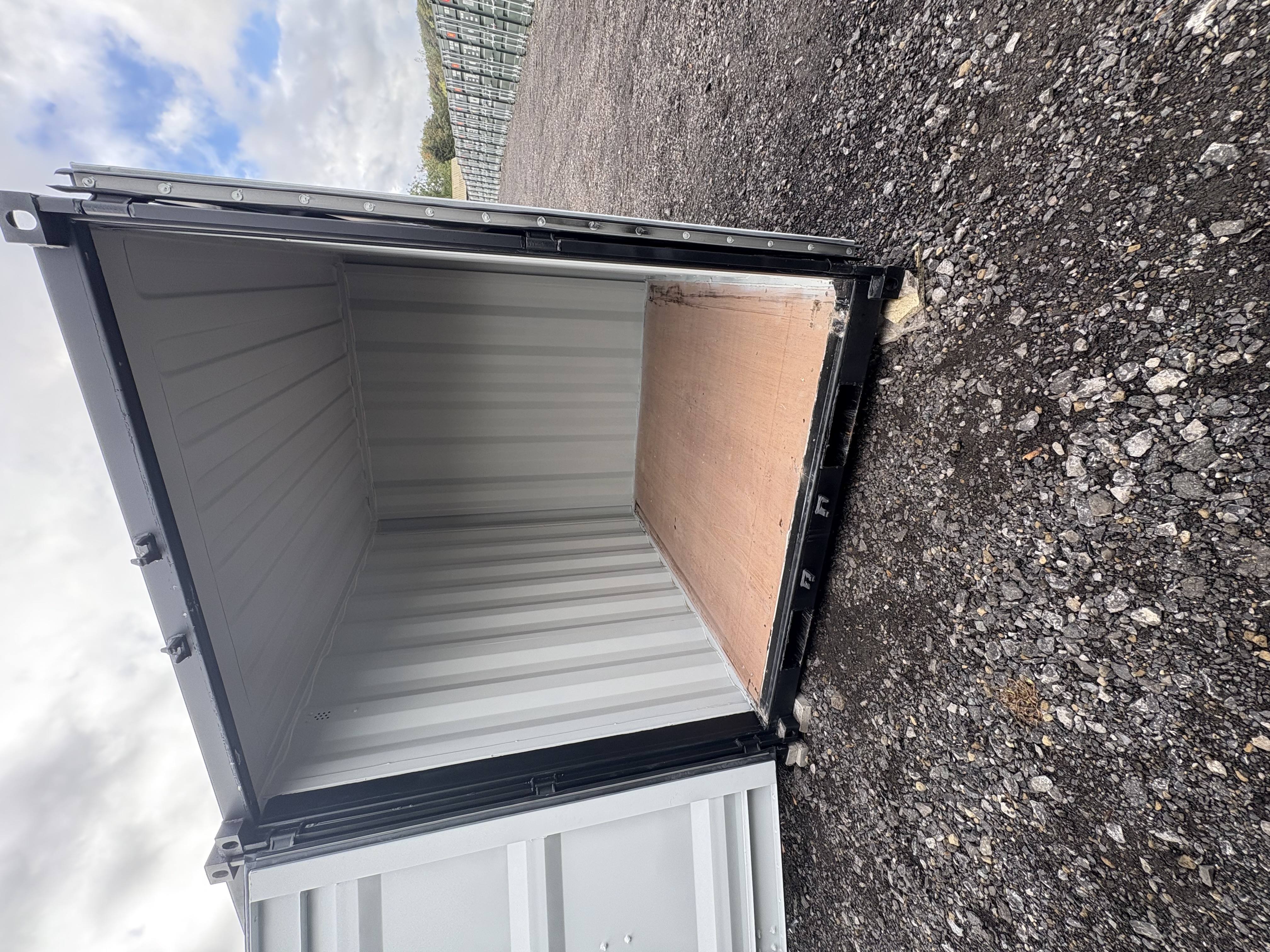 8ft Container - Ground Floor