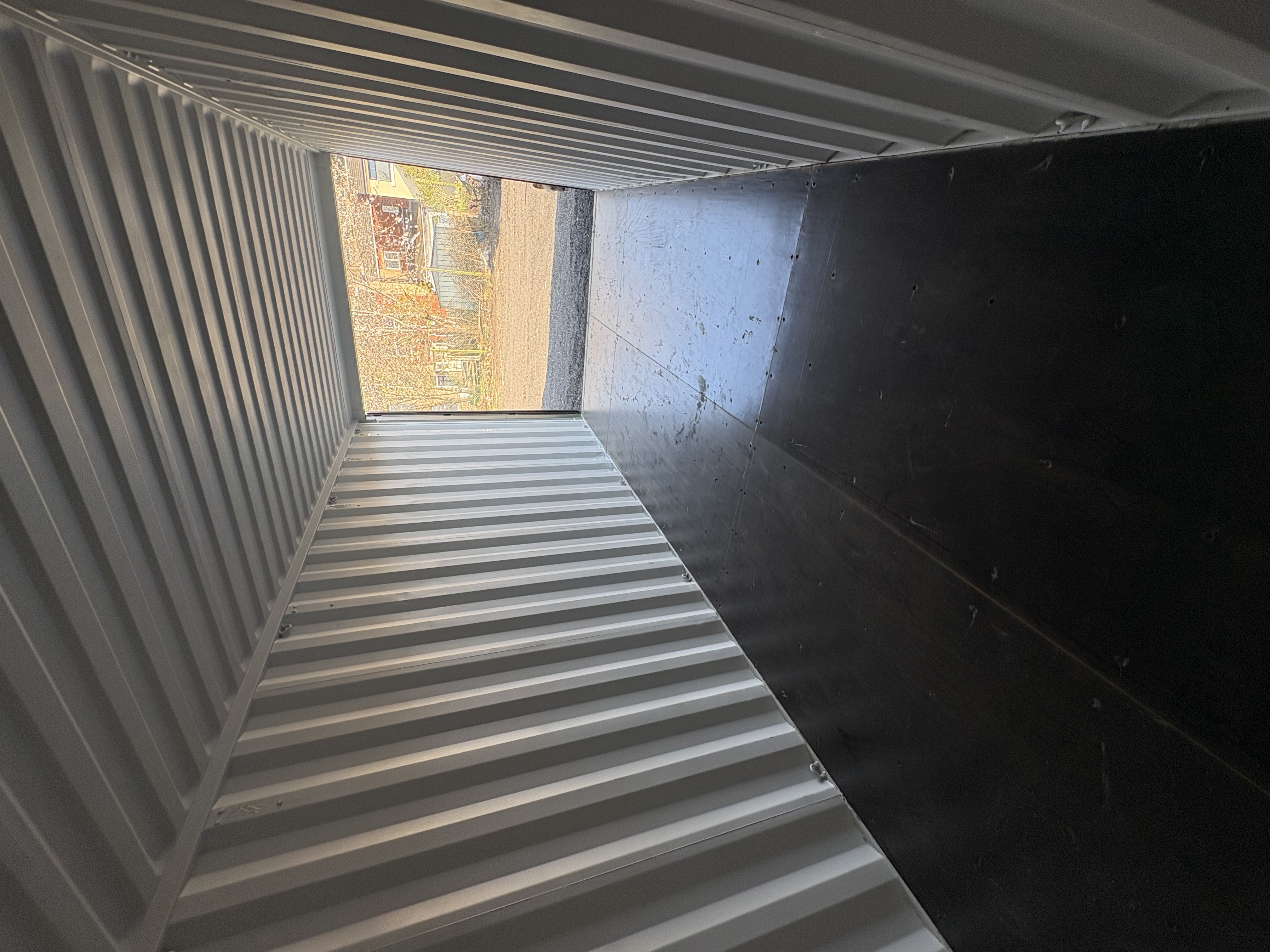 Moving house storage in a 20ft container